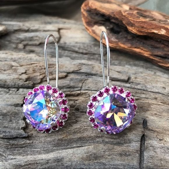 Jewelry - Handcrafted earrings with Swarovski crystal
